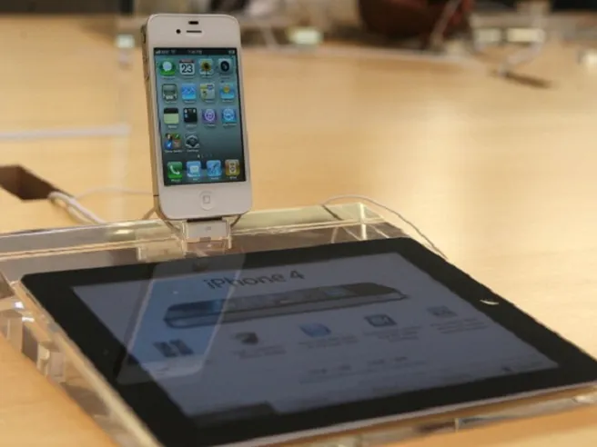 Apple, obsolescenza programmata e controrivoluzione ‘Green Friday’, risposta sostenibile all’iperconsumismo
