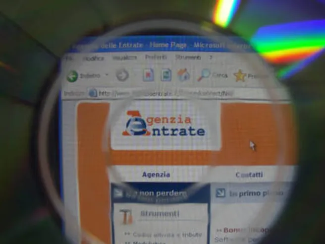 Sito Agenzia delle Entrate in down: i commercialisti si rivoltano