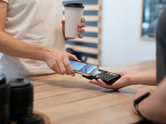 Smart POS Easy a zero commissioni: i vantaggi del canone mensile