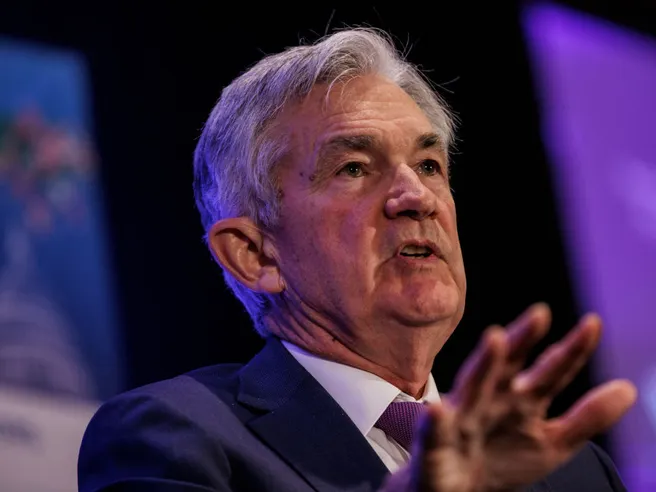 Inflazione Usa rovente, anche con dietrofront energia. Fed di Powell costretta ad alzare tassi di 100 punti base?