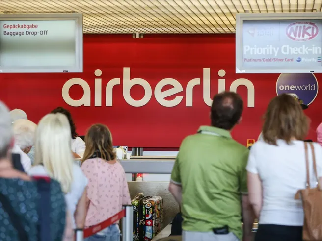 Air Berlin: il tempo stringe, aerei a terra da fine mese. Il 12 ottobre scadranno i negoziati