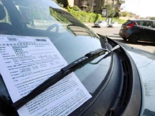 Multa notificata oltre i 90 giorni: cosa dice la legge e cosa fare