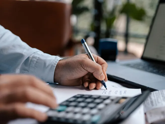 Fatture e IVA: attenzione a questi casi in cui la detrazione è vietata