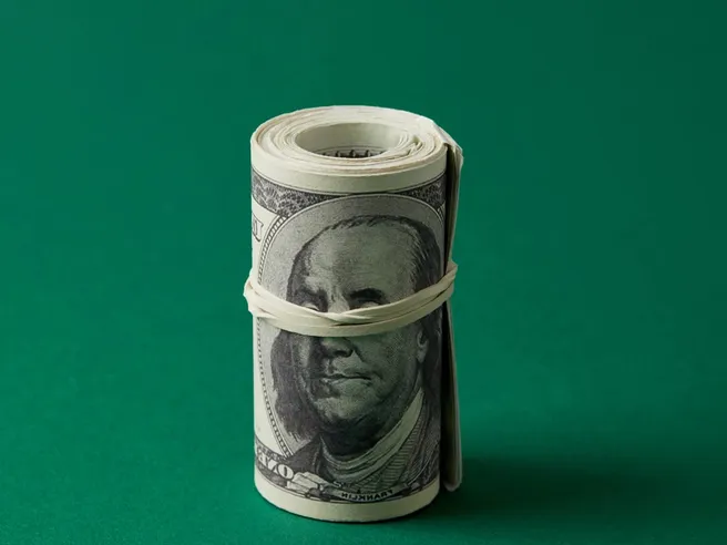 Dollaro valuta globale: quanto ci guadagnano davvero gli Stati Uniti?