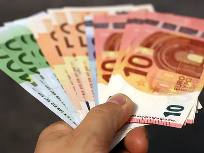 Prestiti: aumentano quelli per consolidare debiti e coprire le spese mediche, in calo per la casa