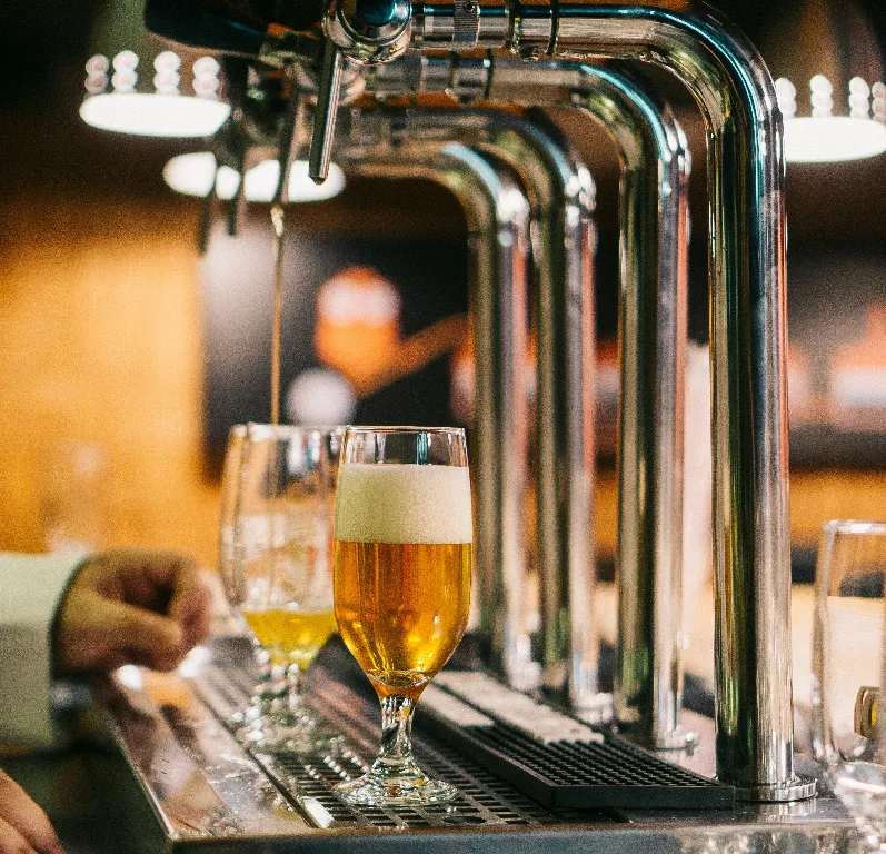 Germania, consumo di birra giù del 30%: i motivi