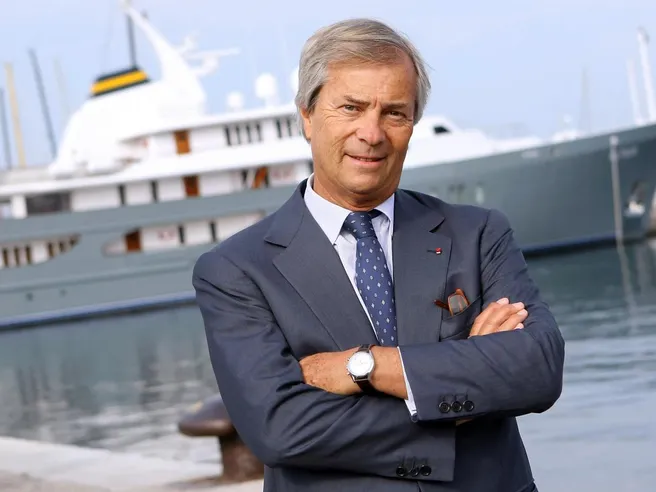 Telegraph: caso Tim come intrigo mafia. Dietro Elliott vendetta Berlusconi contro Bolloré?