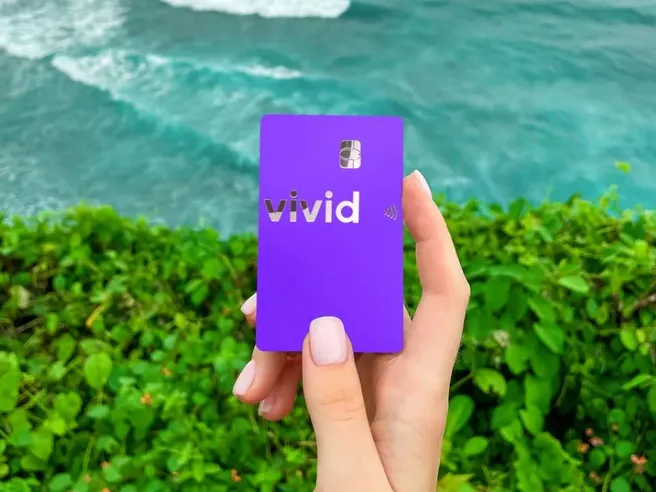Con Vivid Money hai interessi al 4% e cashback fino al 10%