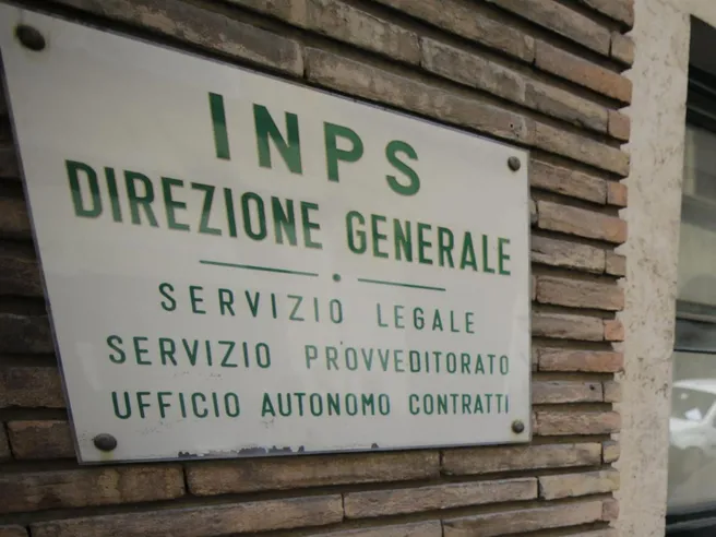 Riforma pensioni, quota 100 al via: tutto sui requisiti e come fare domanda all’Inps