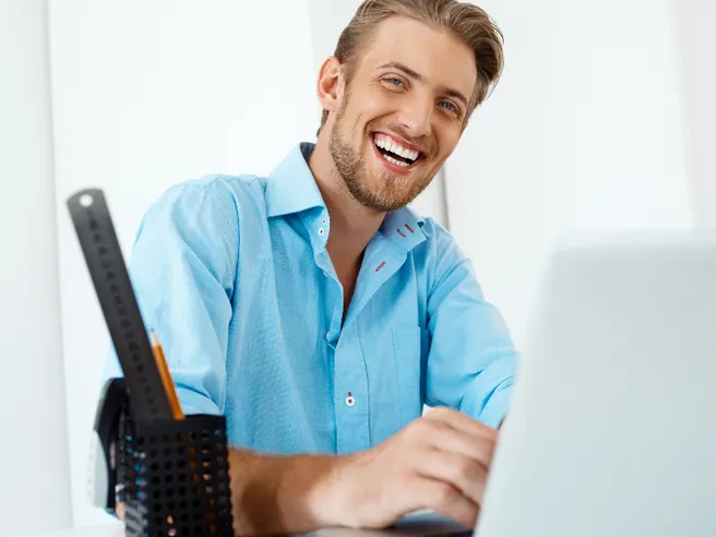 Proteggi il tuo business da errori e frodi: il conto Finom integra tutto