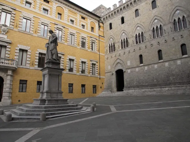 Mps, Mef: inammissibile azione responsabilità contro ex vertici. Sindacati: nuovo governo tuteli banca da attacchi speculativi