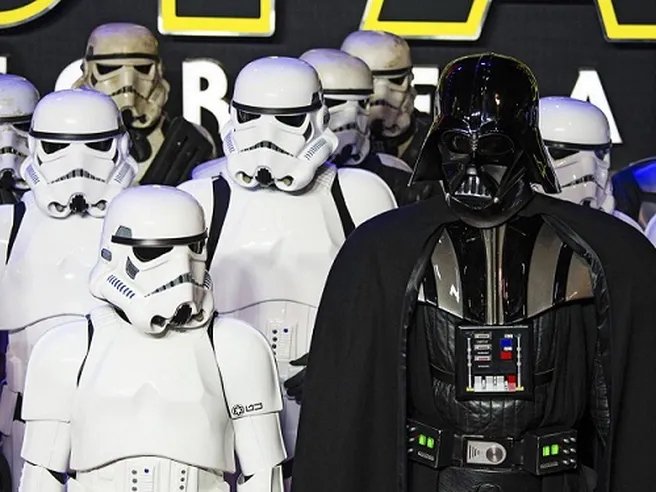 Walt Disney: i conti non tornano, ma mette d’accordo tutti con la nuova trilogia di Star Wars