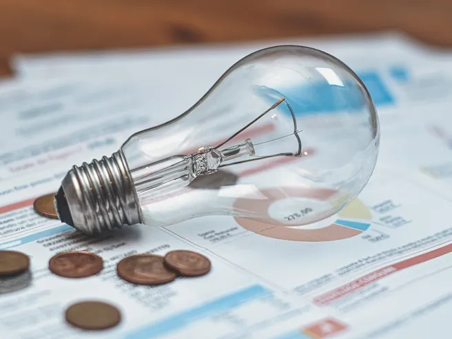 Prezzi energia: aumentano i consumo in Italia, sale anche divario di prezzo con gli altri Paesi