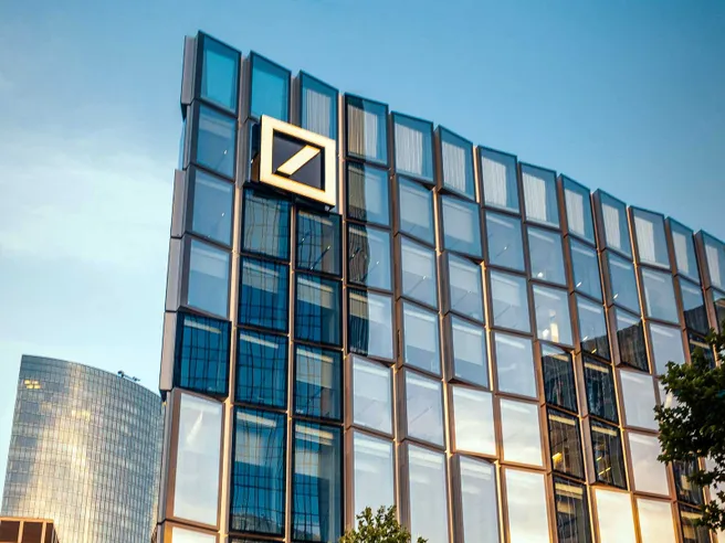 Deutsche Bank spinge per la stablecoin tedesca EURAU