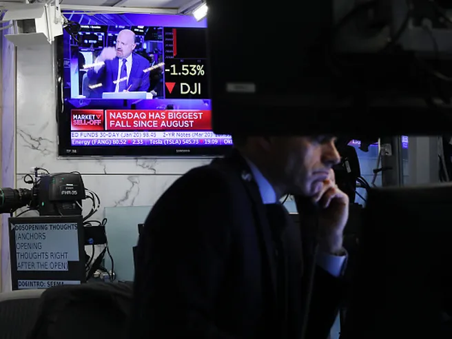 COVID-19: tonfi Pil Usa, Europa e Cina fino a -5%. Da Goldman Sachs a Morgan Stanley e S&P alert recessione globale