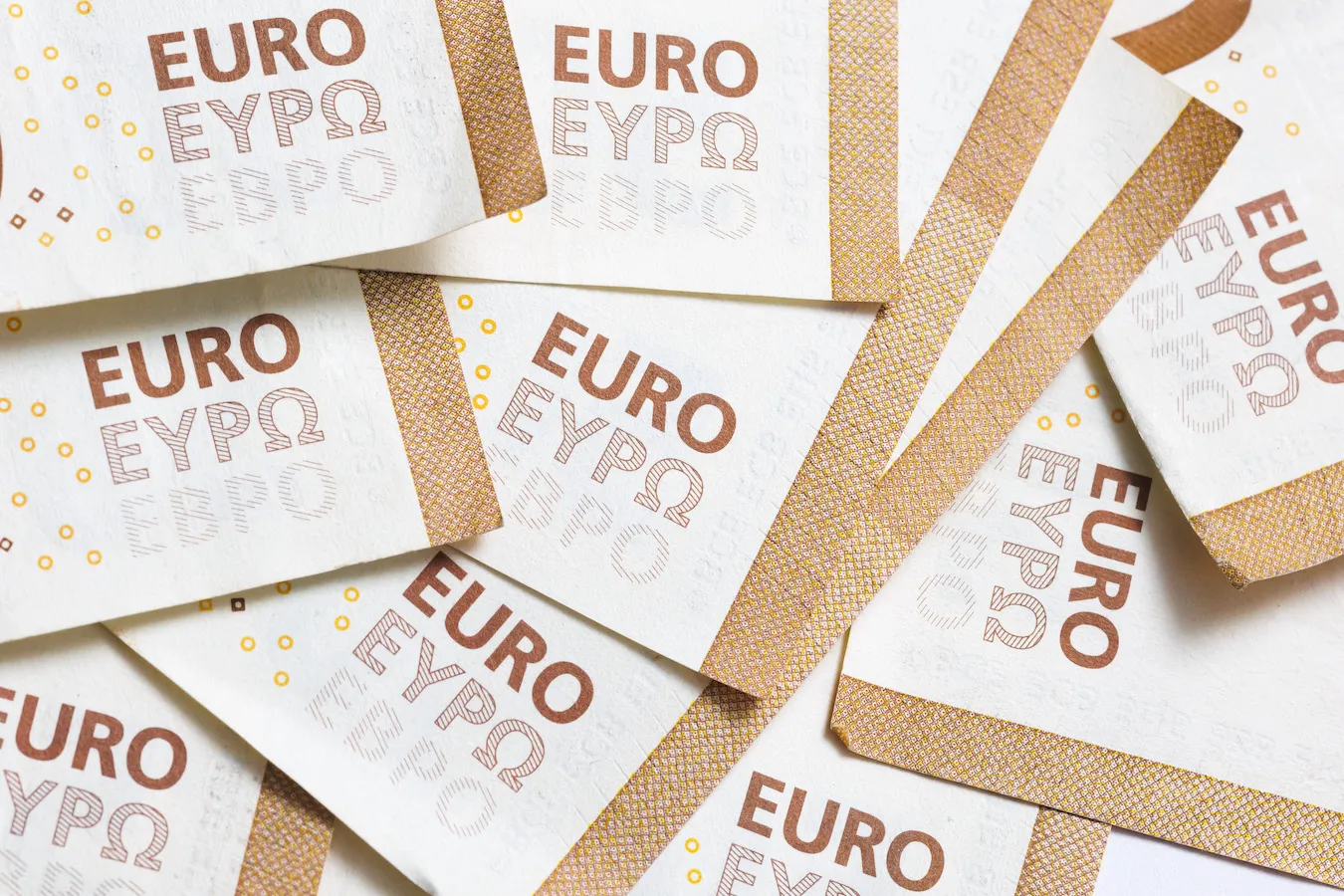 Salario minimo in Italia: a che punto siamo? Proposte e novità