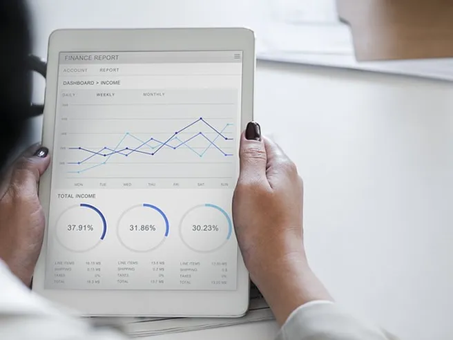 L’equilibrio uomini-donne sul lavoro farebbe crescere l’economia del 35%