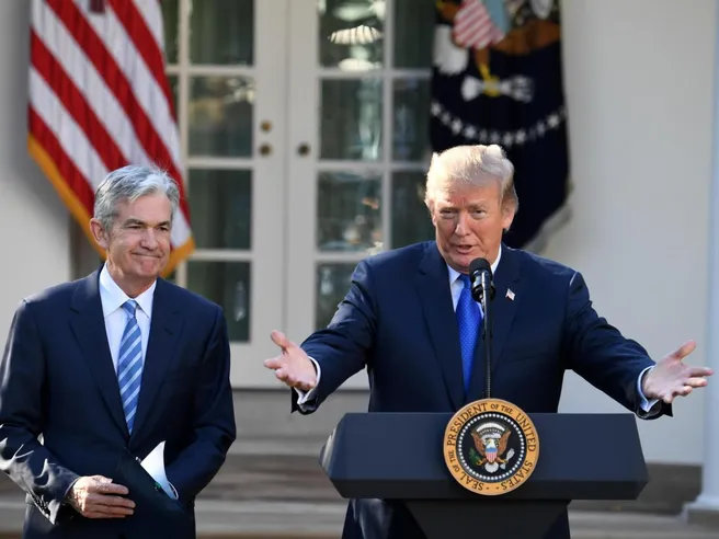 Dagli Usa nuovi bazooka anti virus. La Fed potenzia acquisto corporate bond, Trump valuta stimoli da $1 trilione
