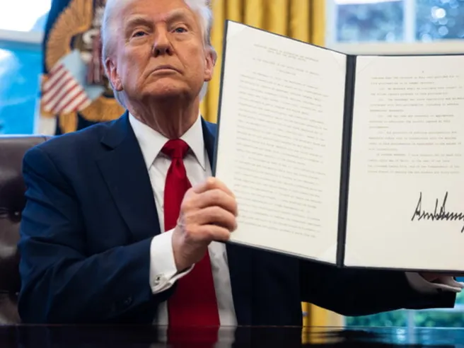 Dazi Usa: taglio al deficit, ma crescono rischi su prezzi e tensioni commerciali