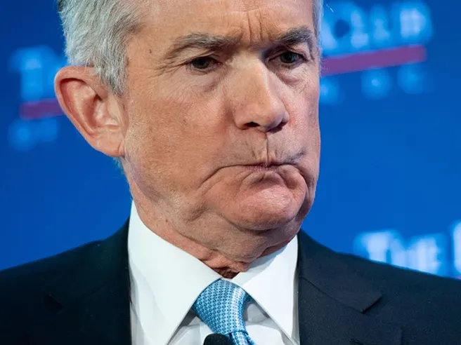 Ma quale tapering, la Bce di Lagarde rimane super dovish. La Fed di Powell invece costretta a stare sull’attenti