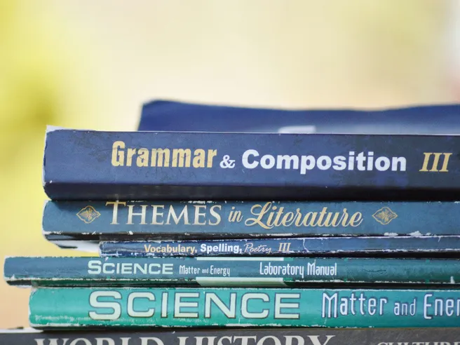 Libri scolastici: nuova stangata sui prezzi