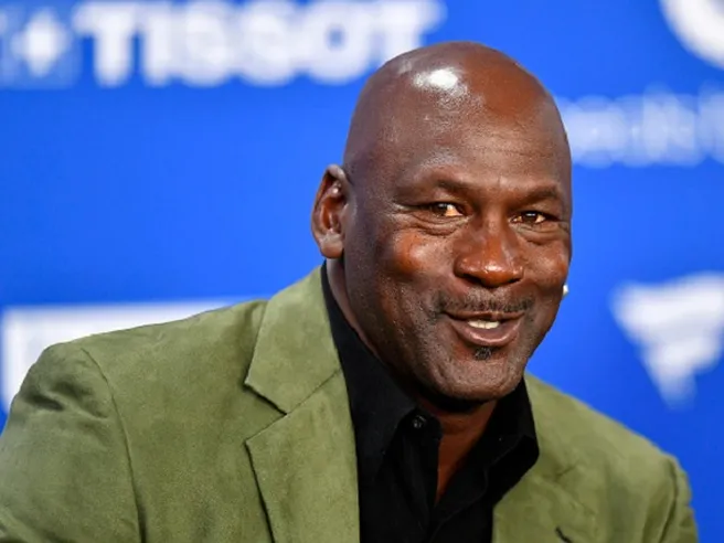 Michael Jordan gioca d’azzardo con DraftKings e il suo ultimo investimento vola a Wall Street