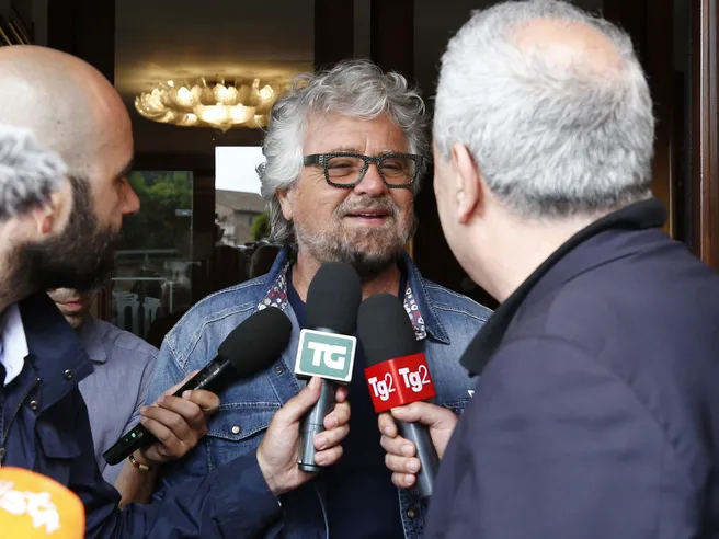 Beppe Grillo: ‘Vogliamo riprendere in mano le tlc. Opposizione? Non c’è, rinfrancata dalle lobby’