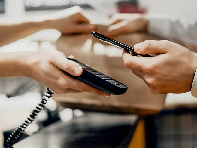 Pagamenti contactless: come scegliere la soluzione migliore