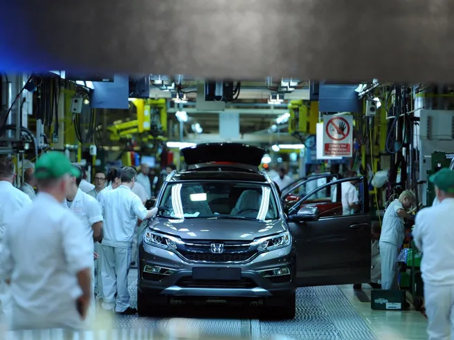 Brexit, shock Honda: annuncia chiusura impianto Swindon, a rischio fino a 7.000 posti lavoro