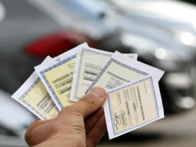 Assicurazione auto: le migliori app per risparmiare