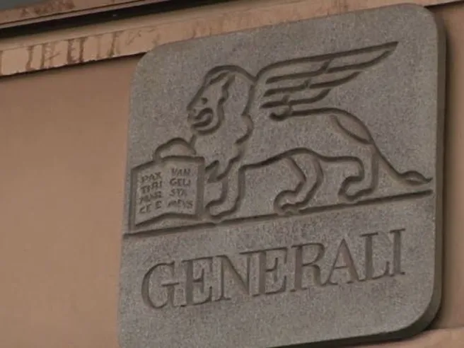 Generali: i Benetton si chiamano fuori dalla battaglia tra Del Vecchio e Mediobanca. Almeno per ora