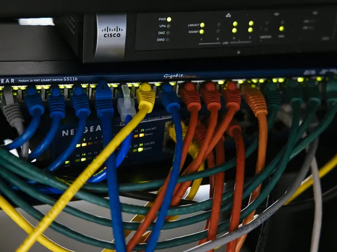 Internet, a casa crescono le connessioni più veloci
