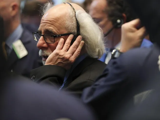 Azionario, sondaggio Deutsche Bank: maggior parte investitori prevede correzione fino a -10%. Paura Covid e inflazione