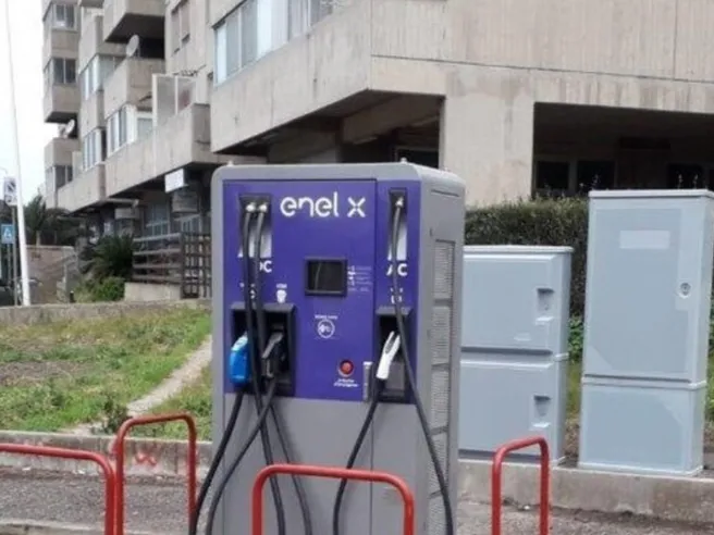 Enel X, maxi multa da 2,3 milioni sulle colonnine elettriche