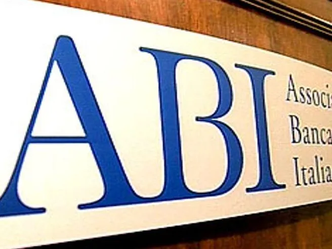 Contratto bancari: maggiori tutele e aumento salariale, sindacati pronti a scendere in piazza