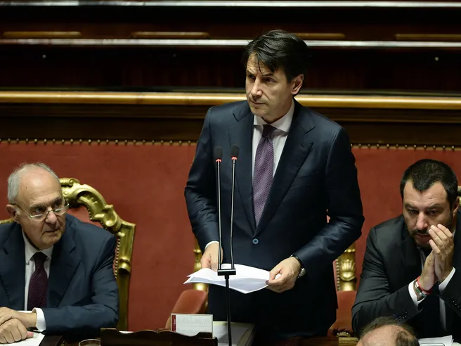 Upb boccia legge di bilancio, Savona: ‘se spread ci sfugge è da cambiare’. Intanto Europa aumenta controlli su depositi correntisti