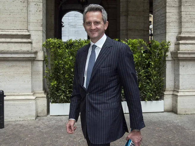 Nagel (Mediobanca): ‘In post COVID nuove norme Bce su svalutazioni crediti sono ‘bomba atomica’