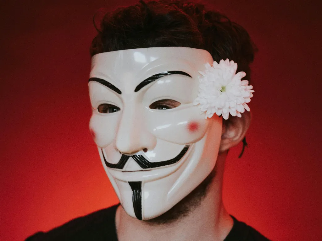 Profilo fake con il tuo nome: ecco cosa fare