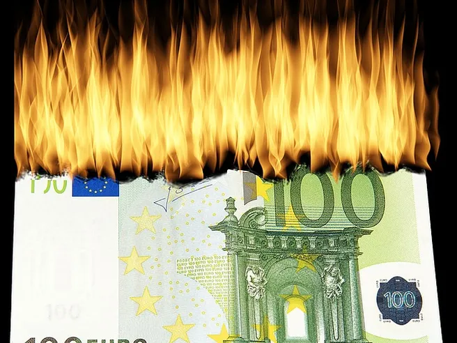 Famiglie italiane e crisi Covid: 3,4 mln quelle che hanno perso più del 50% del reddito. In difficoltà soprattutto gli autonomi