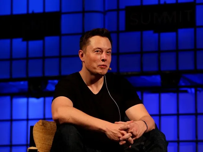 Elon Musk scende a patti con la Sec: non sarà più presidente di Tesla ma resterà ceo