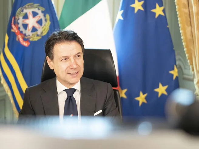 Recovery Fund, Consiglio Ue: Conte spinge per accordo entro luglio. L’ostacolo Austria: no a una Unione del debito