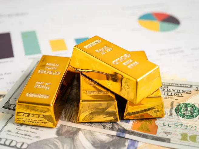 Oro 2025: nuovo prezzo tra record e opportunità di investimento