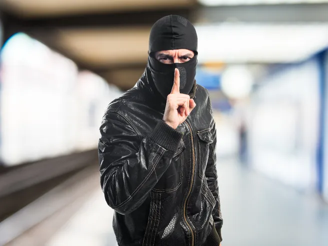 Allarme truffe: sanno nome, indirizzo e altro