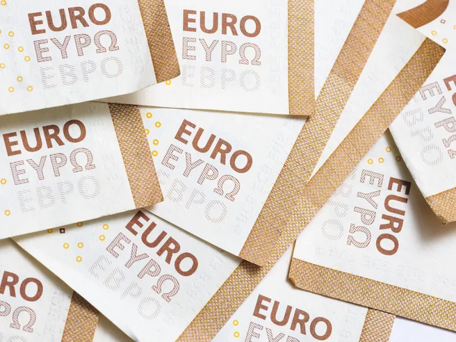 Salario minimo in Italia: a che punto siamo? Proposte e novità