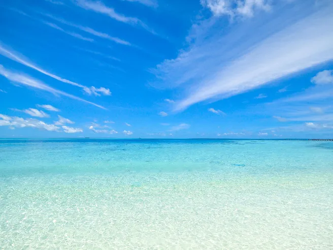 Vacanze 2025: italiani amano viaggiare, ma pochi scelgono l’assicurazione