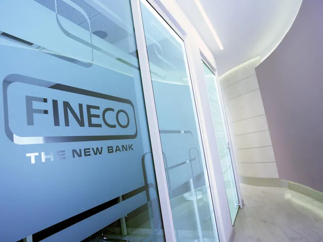 Unicredit si prepara a uscire da Fineco, cosa cambierà?