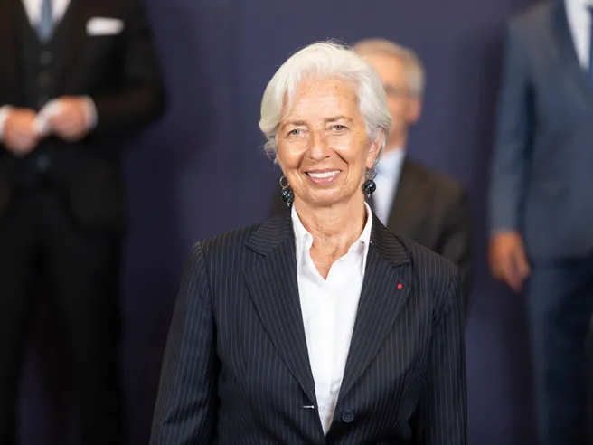 Fiammata tassi Btp e rischio frammentazione euro. Oggi riunione emergenza Bce, in arrivo scudo anti-spread?