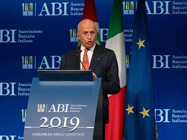 Ponderazione Btp in bilanci banche: da Abi e Confindustria netto no. Mef chiarisce parole Gualtieri