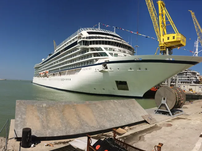 Si sblocca impasse Fincantieri-STX. Verso nuovo polo con Parigi che guiderebbe ramo militare