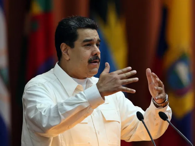 Venezuela: Petro sta arrivando, Maduro trionfante: Una criptovaluta garantita dal petrolio contro tirannia del dollaro